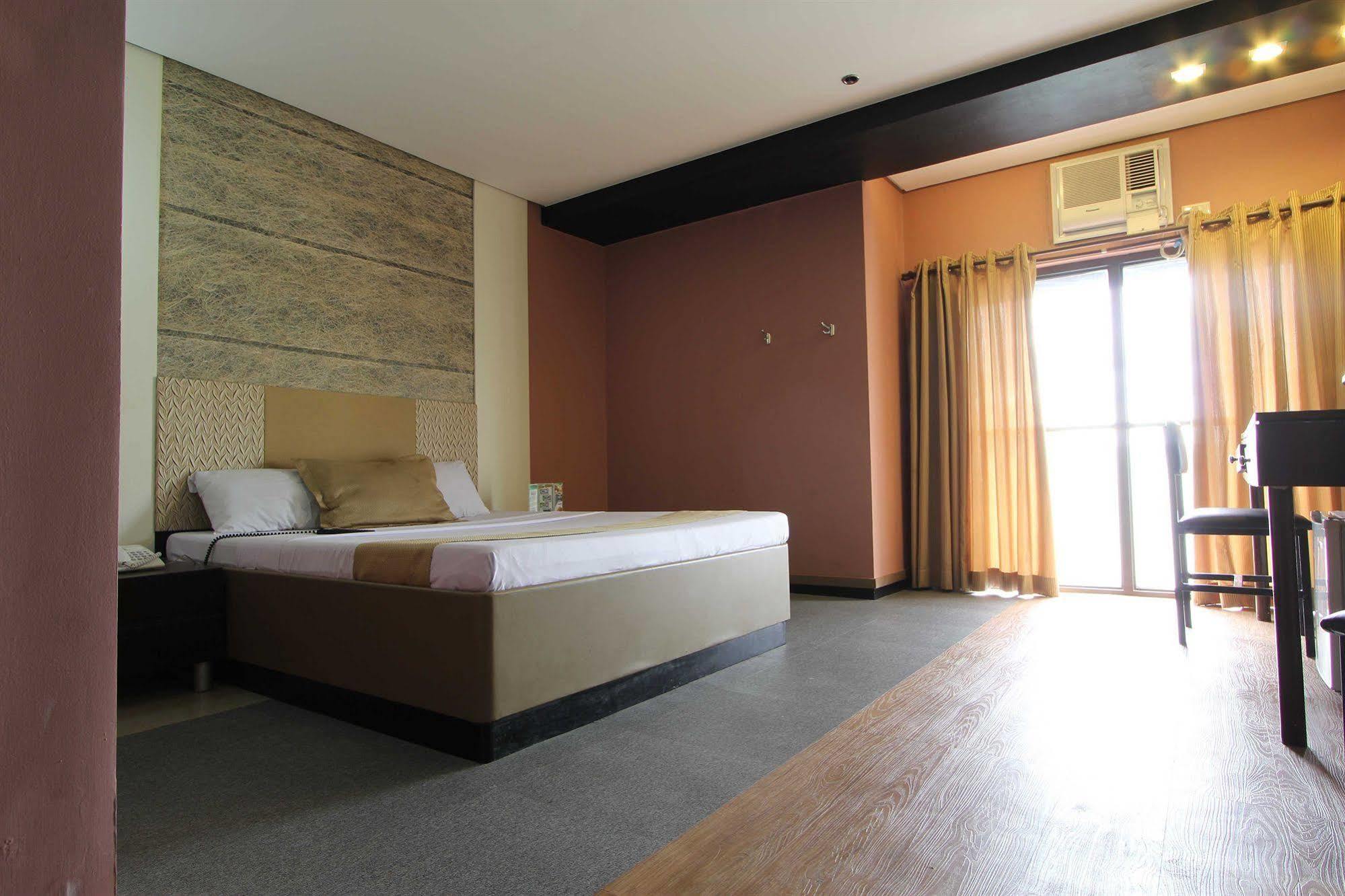 Hotel Dreamworld Araneta Cubao Kültér fotó